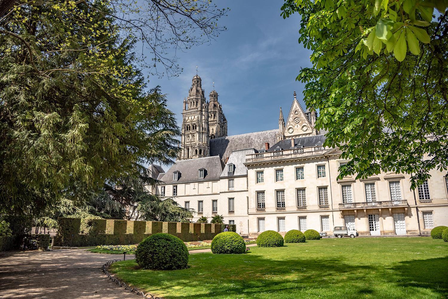 Le Briconnet / Proche Plumereau Apartment Tours Luaran gambar